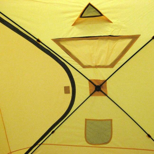 Палатка для зимней рыбалки Tramp IceFisher 2