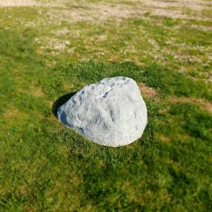 Искусственный валун "ЛЮКС", D80-1, светло-серый Искусственный валун "ЛЮКС", D80-1, светло-серый