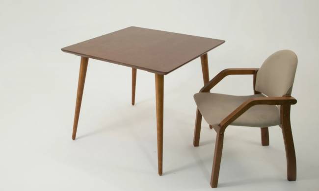 Стол Монте М 100 орех со стульями Джуно орех велюр бежевый Стол Монте М 100 орех со стульями Джуно орех велюр бежевый